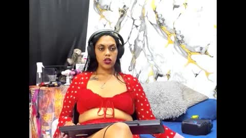 Lia online show from May 14, 5:52 pm