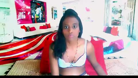 Leah online show from January 8, 5:48 am