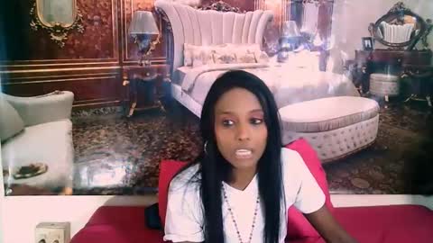 Leah online show from October 27, 5:36 am