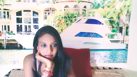 Leah online show from December 17, 5:51 am