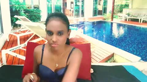 Leah online show from December 3, 5:41 am