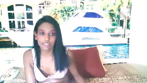 Leah online show from December 21, 7:24 am