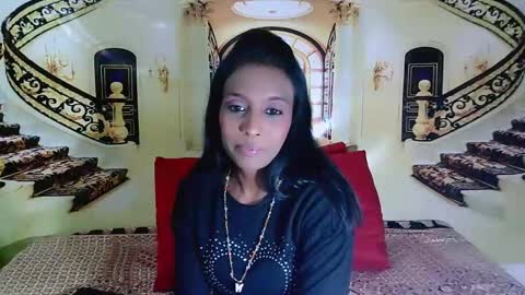 Leah online show from January 6, 4:02 pm