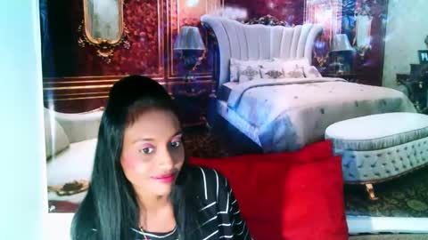 Leah online show from January 14, 5:19 am