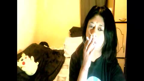 indianpleasures21 online show from April 20, 11:41 pm