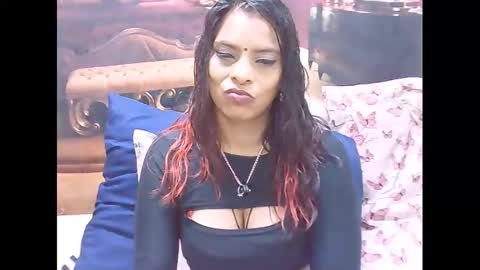 indiansexyass4u2luv online show from February 24, 3:31 pm