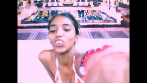 indiansexyslender4u2luv online show from February 13, 5:58 am