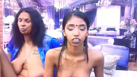 indiansexyslender4u2luv online show from December 1, 7:23 am