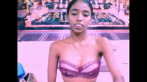 indiansexyslender4u2luv online show from February 23, 5:50 am