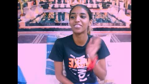 indiansexyslender4u2luv online show from February 4, 5:53 am