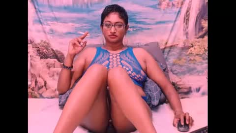 Shreya online show from December 10, 7:00 pm