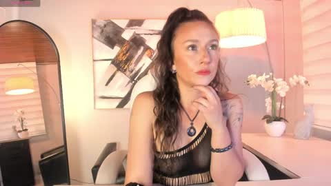 Indigo Wild  online show from May 12, 11:44 pm