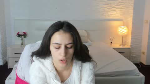 Ines Lyn online show from January 25, 4:13 am