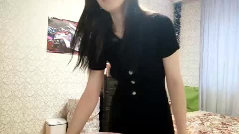 Emma online show from October 11, 11:25 am