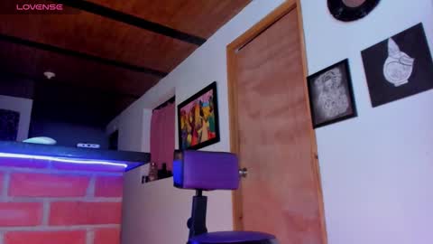 Snapshot of ink_demon chatting on September 17, 3:26 am demon online show from September 17, 3:26 am