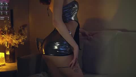 Im Senise Welcome to my room My instagram  online show from February 25, 5:52 am