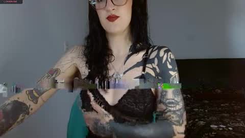 Valerie online show from April 15, 4:51 pm