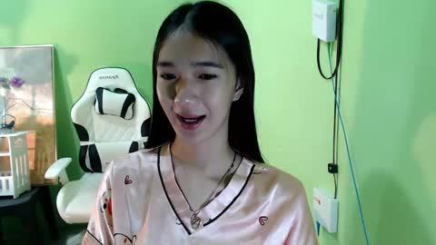 Reign online show from November 2, 7:50 pm