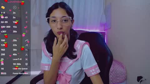 Luna moon online show from December 13, 5:00 pm