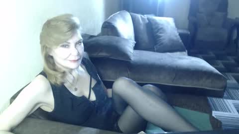 irenalegs online show from March 21, 5:34 am