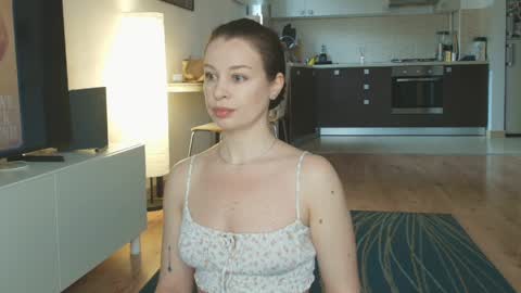 Irene online show from April 2, 6:44 am