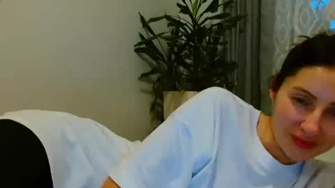 irina online show from June 16, 6:09 pm