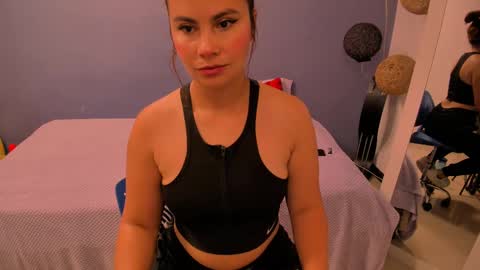 Snapshot of irinastephann chatting on February 17, 12:10 am irina online show from February 17, 12:10 am