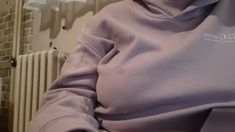 IrinnaK online show from February 22, 8:15 pm