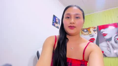 iris_ferrer online show from July 2, 7:42 pm