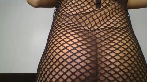 iris_love_2 online show from January 19, 11:45 am