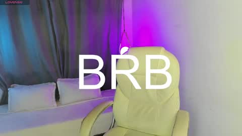 irisbeel online show from April 19, 4:01 am