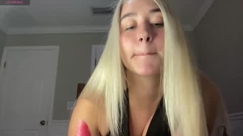 Irispink1 online show from October 14, 2:14 am