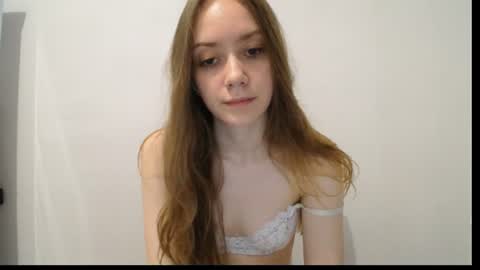 irma_b2004 online show from June 10, 9:24 pm