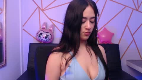 isa__rodriguez online show from April 8, 3:30 am