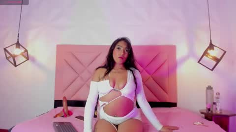 ISABELLA online show from June 3, 10:37 pm