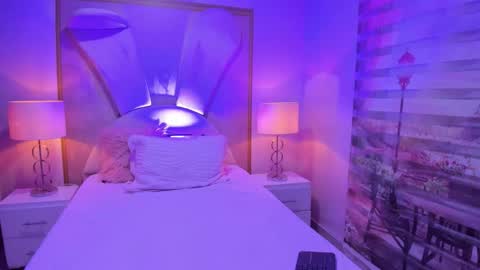    online show from October 30, 7:44 am