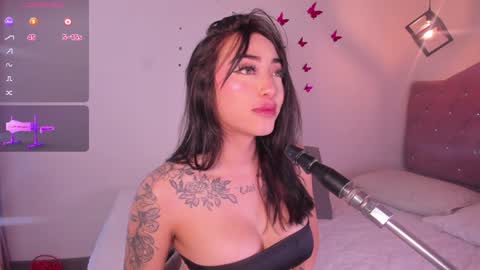 Snapshot of isa_redhair_ chatting on December 22, 3:44 am .... Connection time 900 pm to 500 amRest days Wednesday and Saturday online show from December 22, 3:44 am