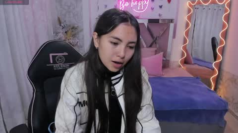 ISABELA  online show from April 5, 11:31 am