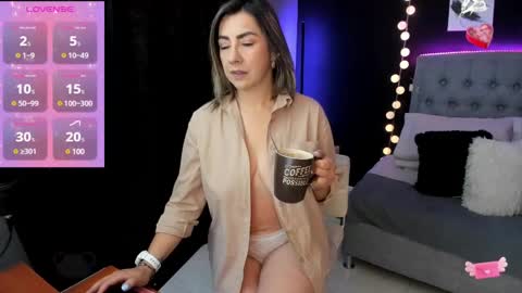   online show from February 4, 11:16 am