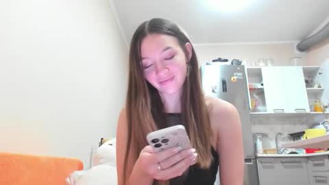 Isabella Noir online show from December 4, 4:08 pm