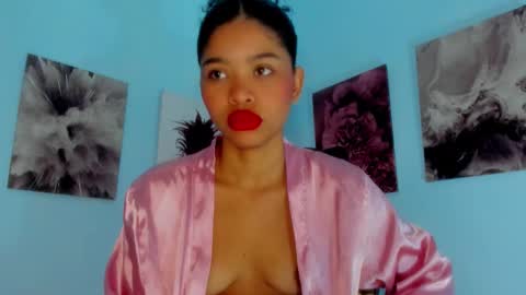 isabella online show from December 21, 12:37 am