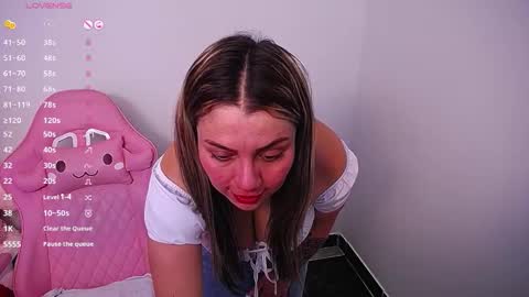 isabella_wish1 online show from November 17, 8:20 pm