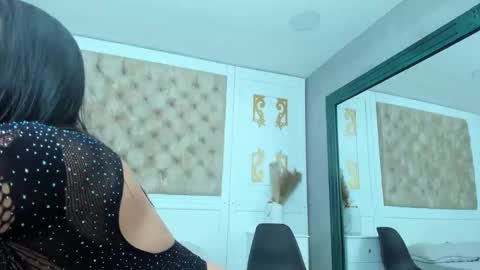 Isabella online show from April 2, 1:41 pm