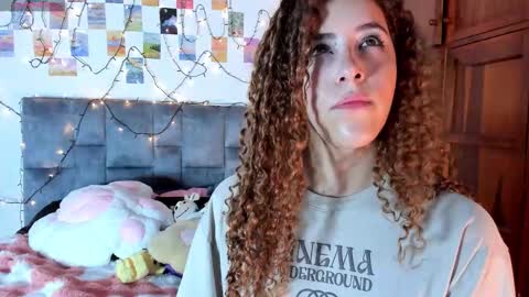 Isabela  online show from January 16, 5:14 am