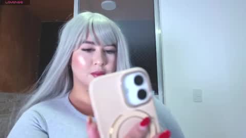 isasexyxxx1 online show from April 14, 12:00 am