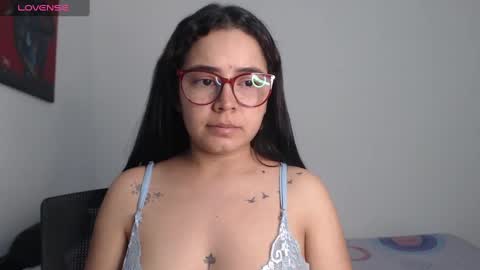 Emma online show from December 27, 3:31 am