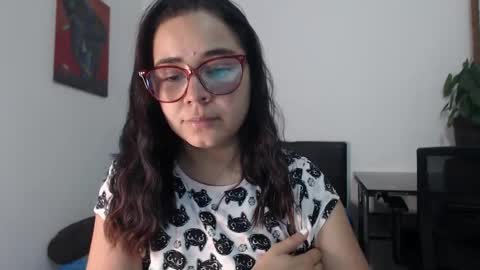 Emma online show from January 28, 3:25 am