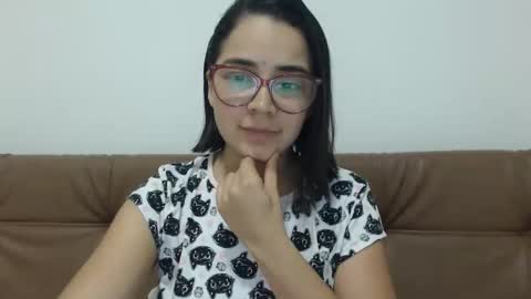 Emma online show from October 27, 2:40 am