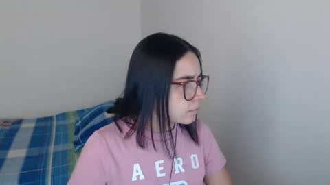 Emma online show from December 13, 10:05 pm