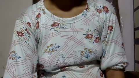 ishika_ishu online show from July 29, 2:33 am
